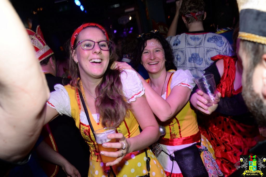 ../Images/Carnavals maandagavond in VdG 263.jpg